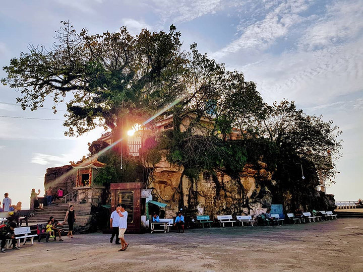 Dinh Cau Temple - Phu Quoc